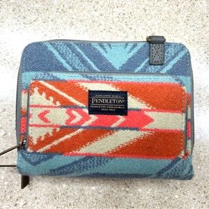 PENDLETON purse/wallet